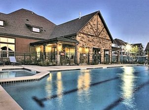 Enclave at Grapevine pool